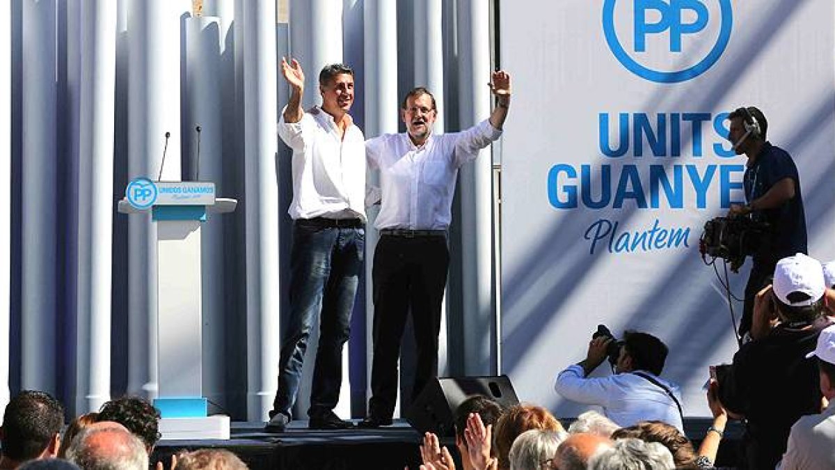 Mariano Rajoy en su discurso de apoyo a Xavier García Albiol en el mitin del PP en Badalona.-ELISENDA PONS