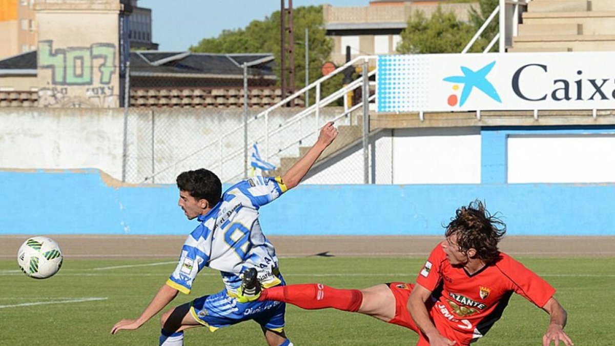 Tras la victoria en el debut, los blanquiazules han encadenado tres derrotas y un empate-Alberto Calvo