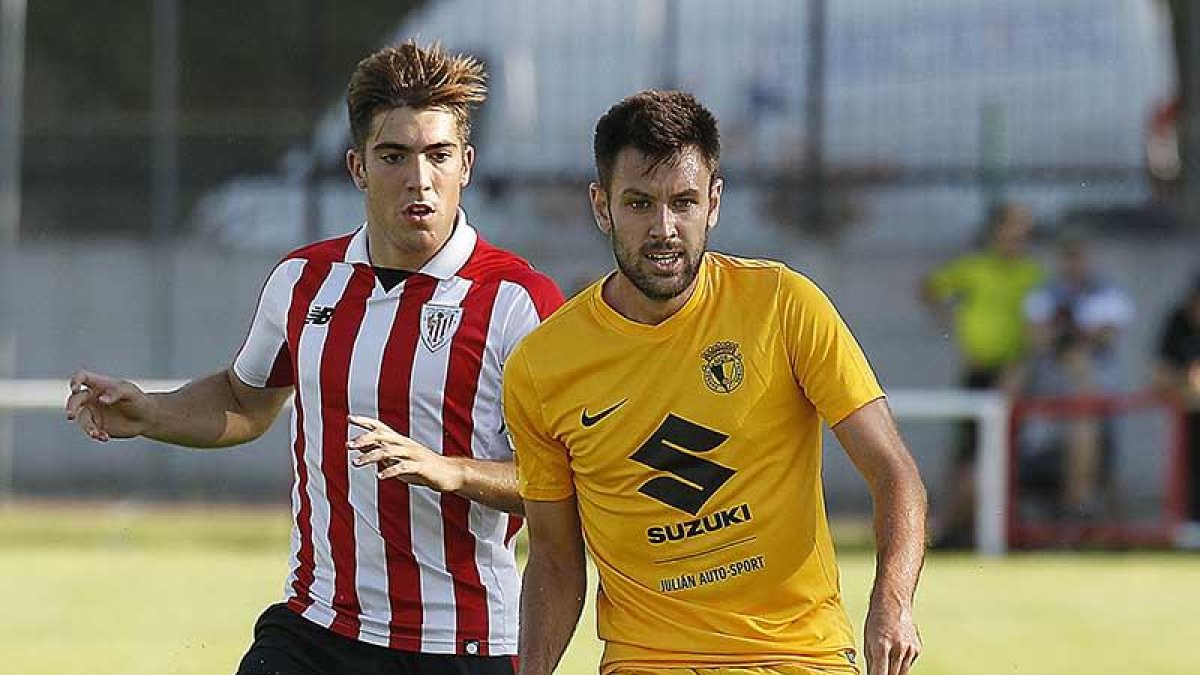 Iker Hernández no entra en los planes de José Manuel Mateo.-SANTI OTERO