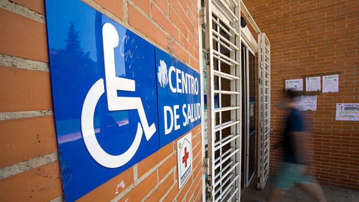 Primaria está haciendo un esfuerzo por reorganizar las agendas y superar el problema de los centros de salud. TOMÁS ALONSO