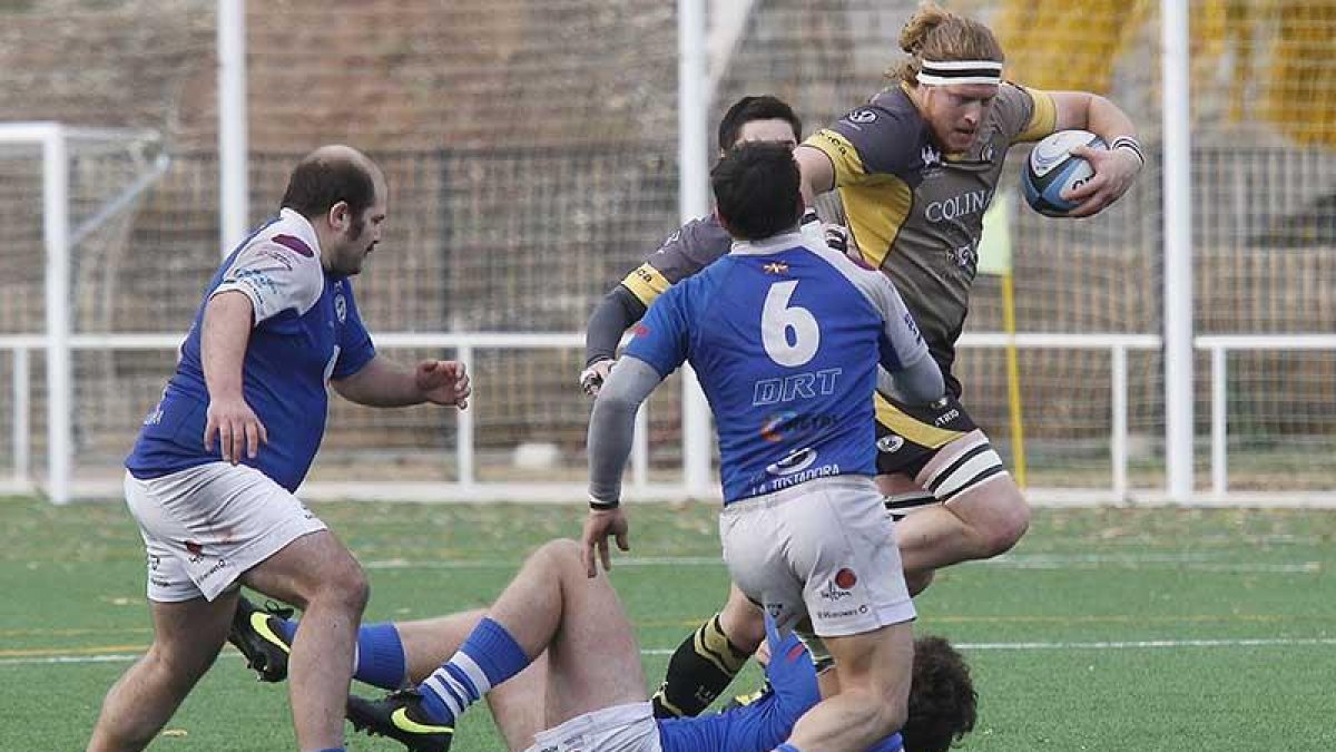 Ruan Snyman actuará en la tercera línea de la delantera.-SANTI OTERO