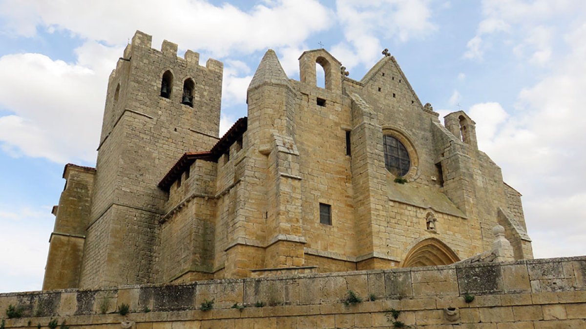 Iglesia de San Esteban de Los Balbases. DARÍO GONZALO