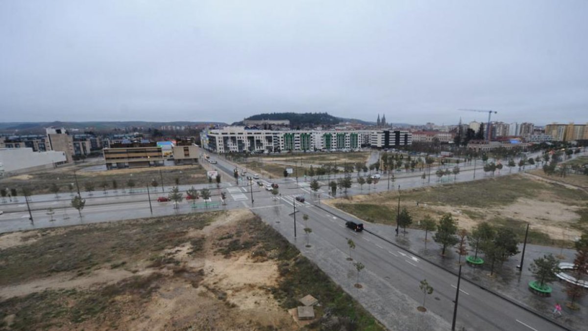 Terrenos liberados para la eliminación del paso del tren por la capital.-ISRAEL L. MURILLO