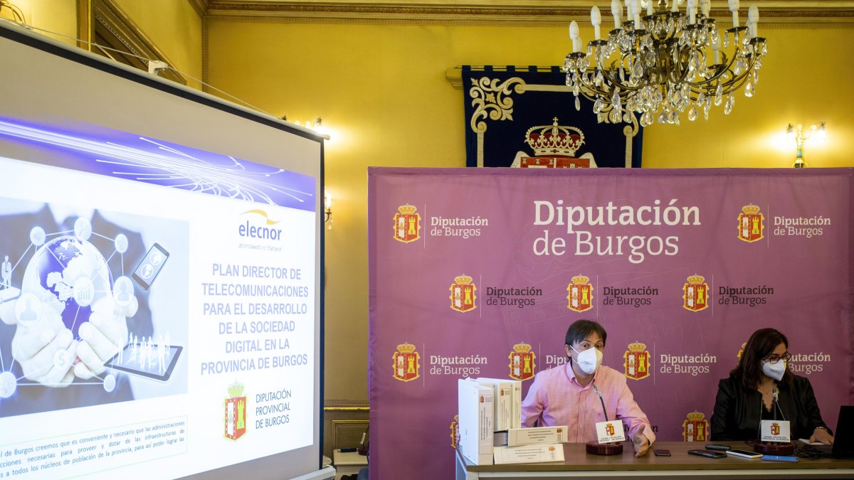 Presentación del Plan Director de Teleciomunicaciones. SANTI OTERO