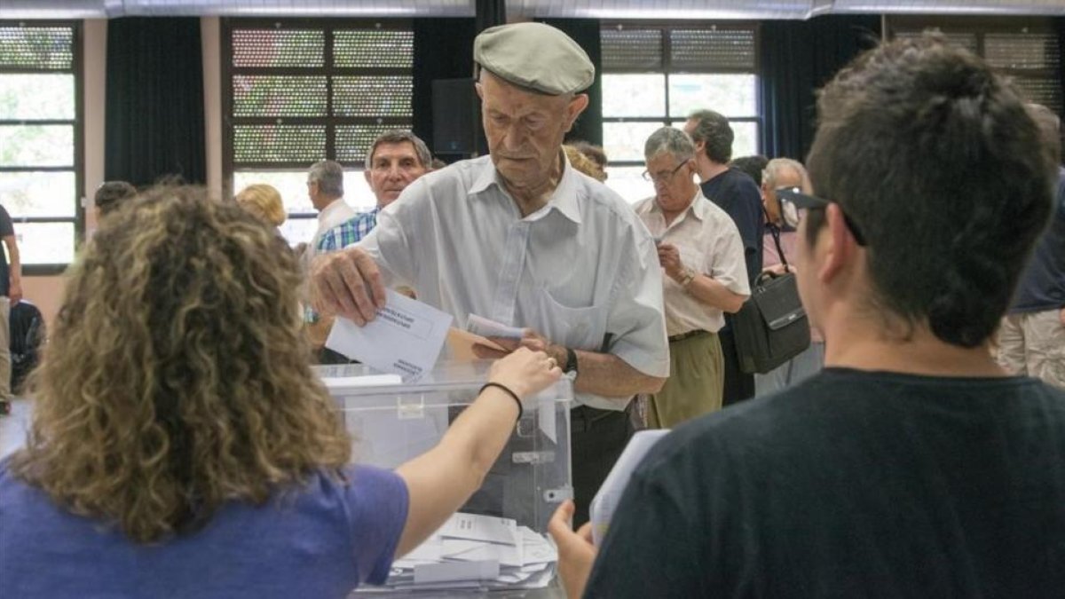 Jornada electoral del pasado 26-J-FERRAN SENDRA