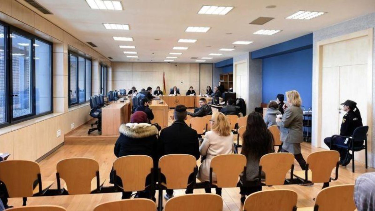Juicio contra tres presuntos yihadistas en la Audiencia Nacional celebrado en diciembre del 2017.-FERNANDO VILLAR / EFE