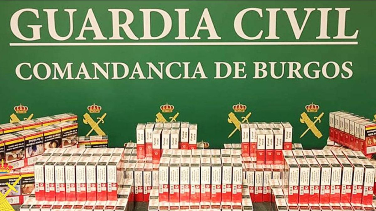 Cajetillas incautadas.-ECB
