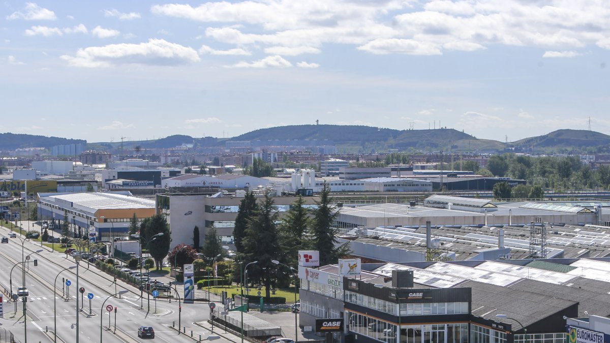 Vista aérea de un sector del polígono de Villalonquéjar. ECB