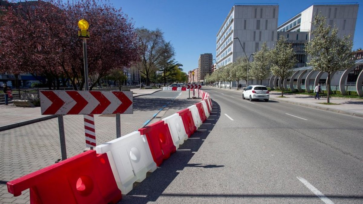 La avenida se cortará desde los Juzgados y en dirección a Plaza España. SANTI OTERO