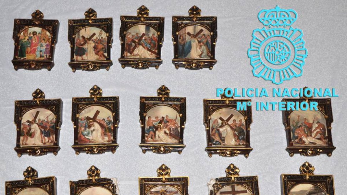 Piezas recuperadas por el Grupo de Patrimonio de la Policía Nacional.-ECB