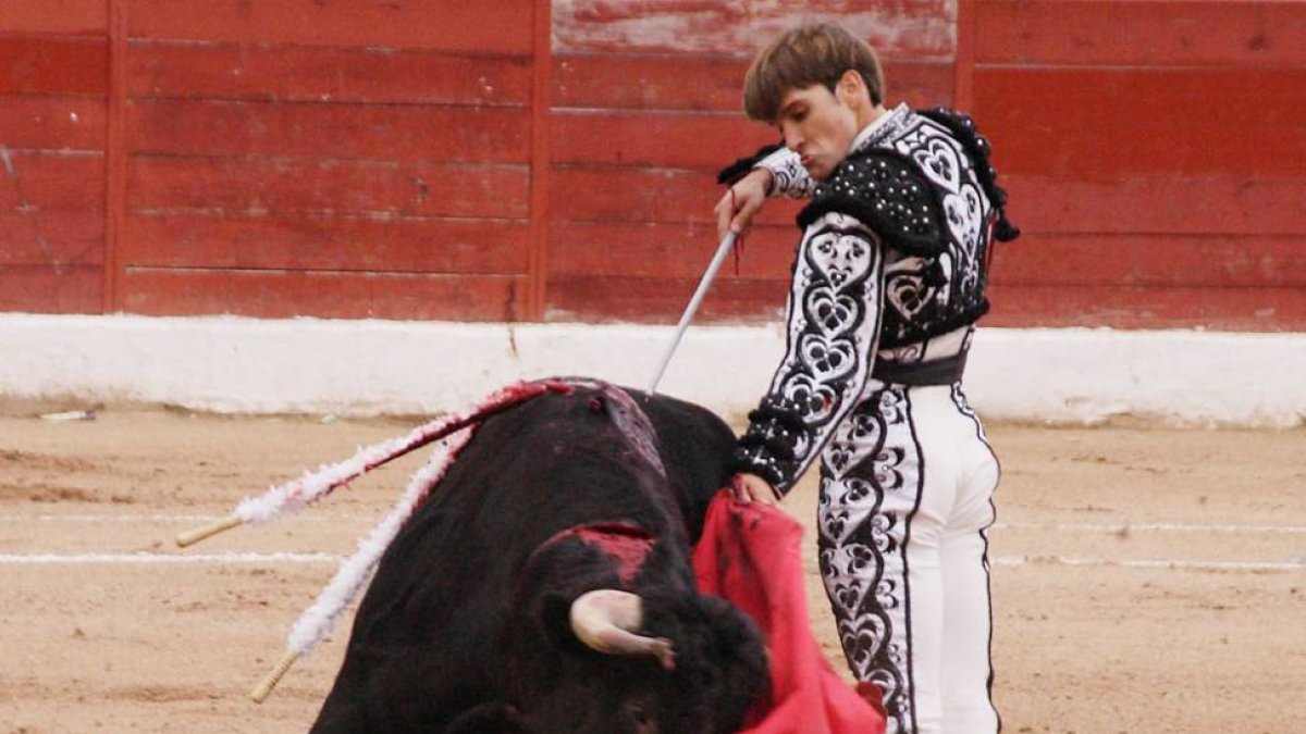 El Chava, durante su actuación en Briviesca.-G. González