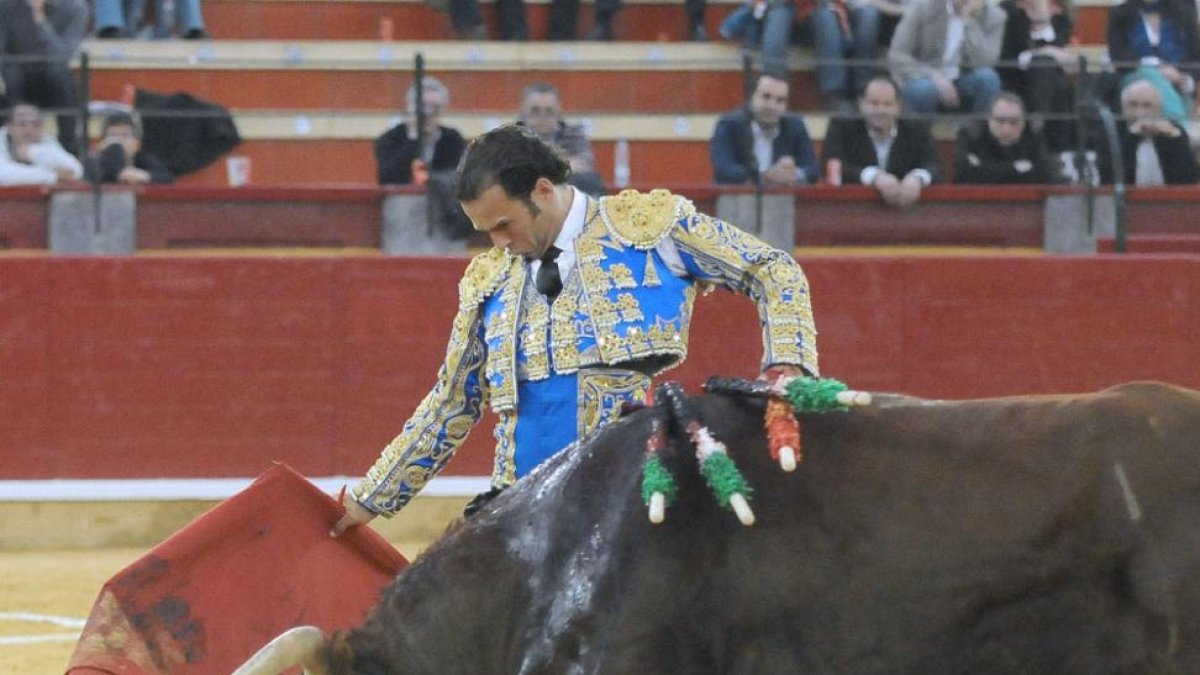 Antonio Ferrera cierra el cartel de esta tarde en el Coliseum.-J. LÓPEZ