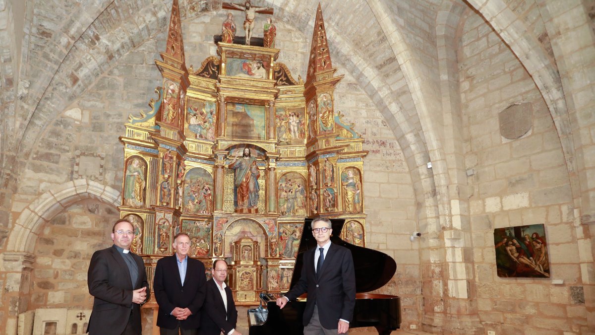 Instante de la presentación de Retablo Sonoro. TOMÁS ALONSO