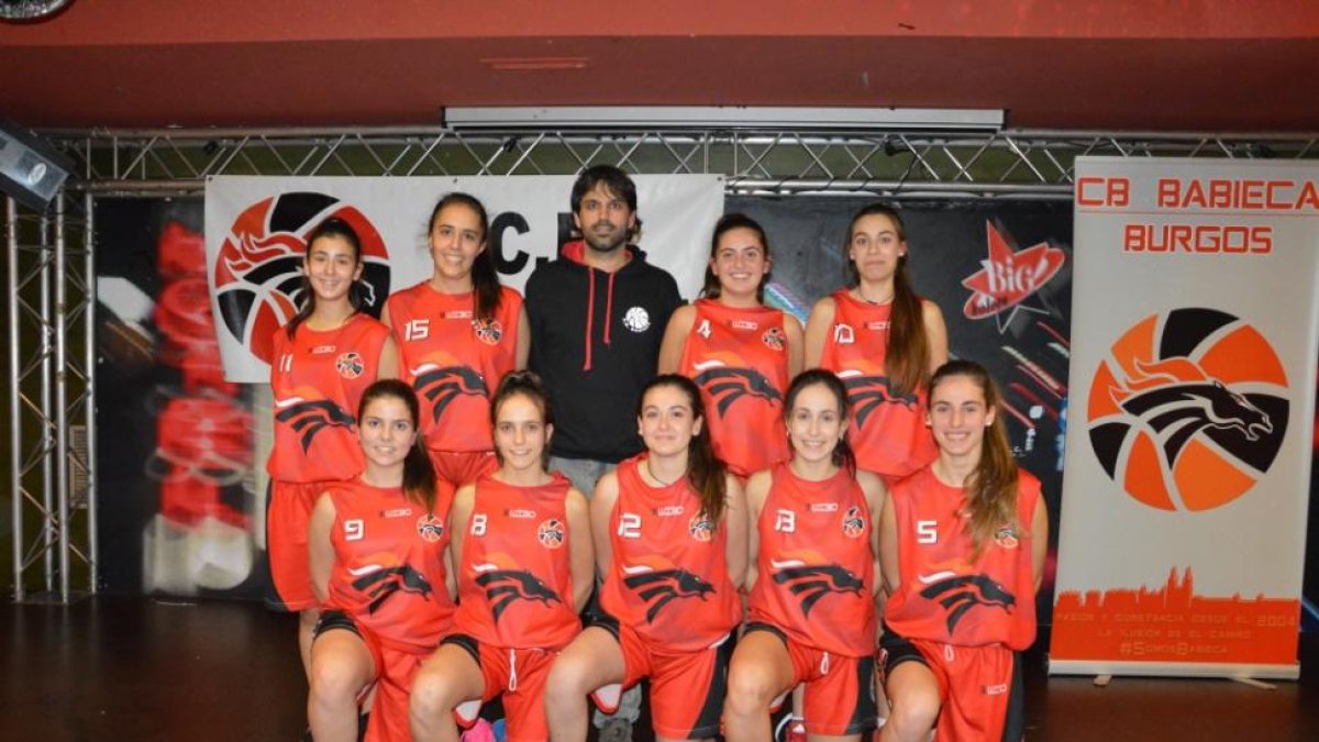 Formación del equipo junior del Previaula Babieca, hasta el momento la punta de lanza del proyecto.-CB BABIECA