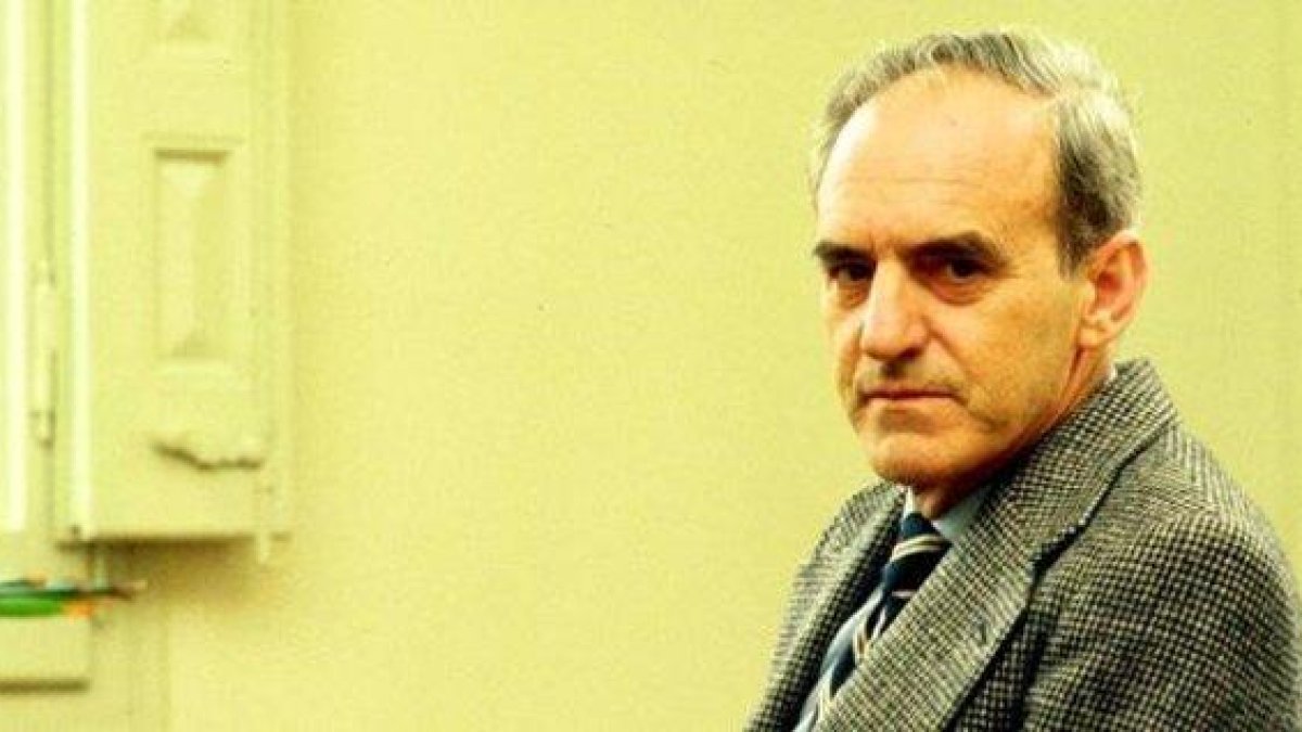 El sacerdote Ignacio Ellacuría en una imagen de archivo de mayo de 1988.-PEPE BAEZA