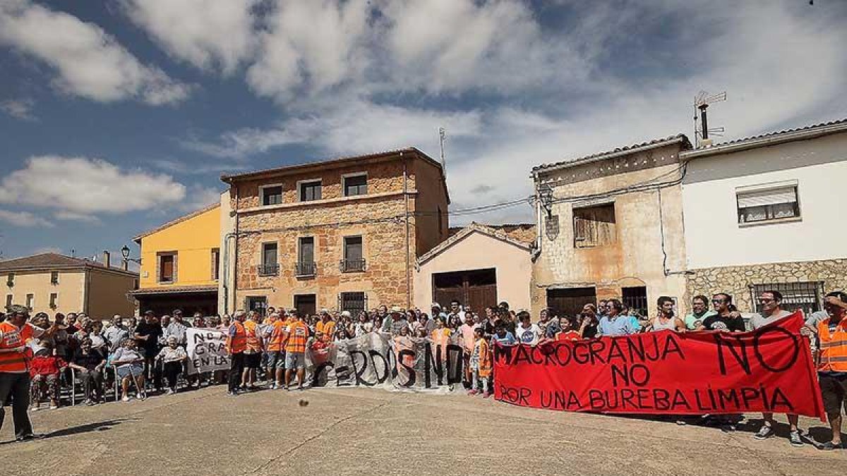 Los organizadores aseguraron que ya se están organizando concentraciones similares en la capital burgalesa.-G. G.