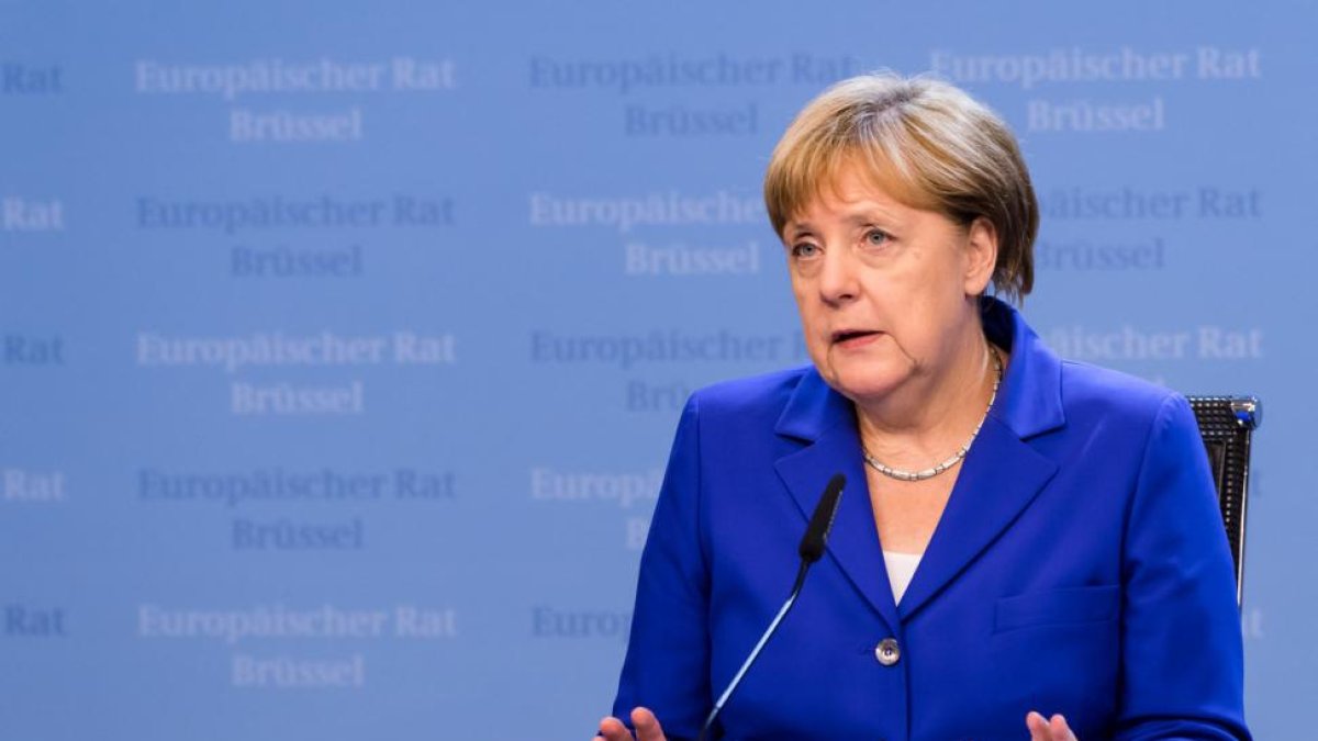 La canciller alemana, Angela Merkel, tras la cumbre de Bruselas.-GEERT VANDEN WIJNGAERT / AP