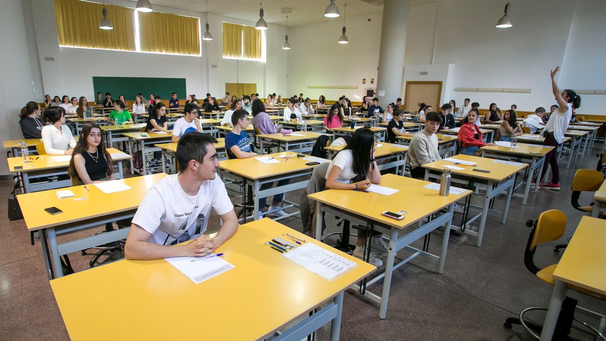 Imagen de las pruebas de la EBAU de junio de 2022. TOMÁS ALONSO