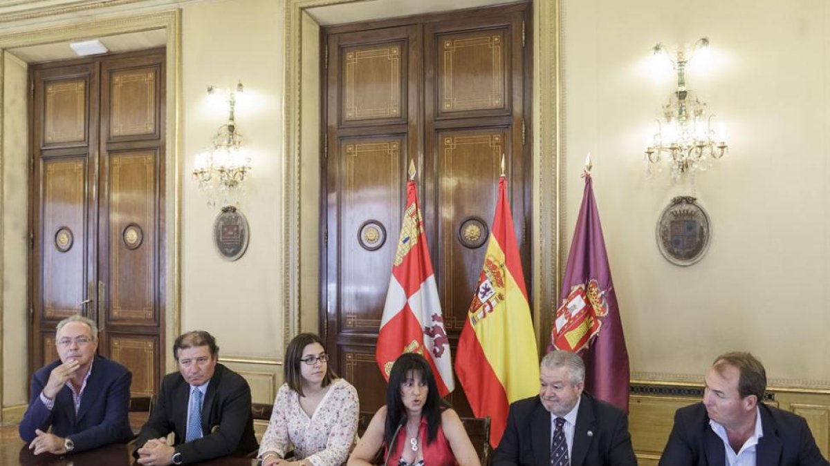 El IV Alps Tour Las Castillas fue presentado ayer en la Diputación Provincial-Santi Otero