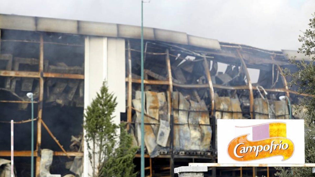 Incendio en la fabrica de Campofrio-Sergio Enriquez-Nistal