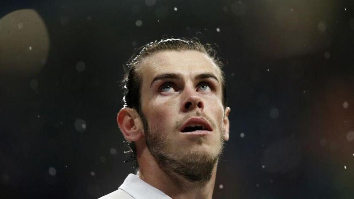 Gareth, durante el partido ante el Athletic en el Santiago Bernabéu.-AP / DANIEL OCHOA DE OLZA
