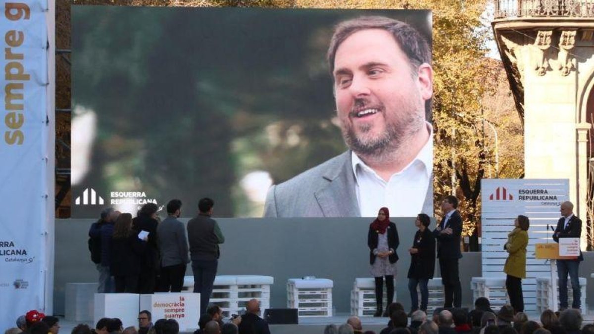 Foto de Oriol Junqueras en el acto de campaña de ERC, el pasado sábado.-GEMMA SÀNCHEZ (ACN)