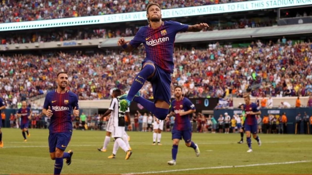 Neymar celebra uno de los goles que marcó a la Juventus.-MATTHEW ASHTON - AMA