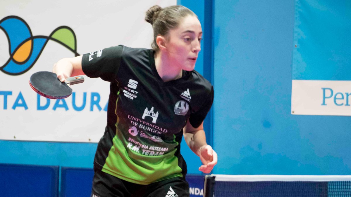 Elvira Rad, jugadora del UBU RM Terán. ECB