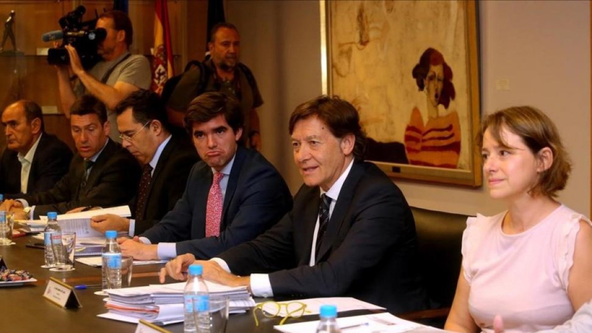 Reunión en el Consejo Superior de Deportes para tratar la suspensión cautelar de Villar-JUAN MANUEL PRATS