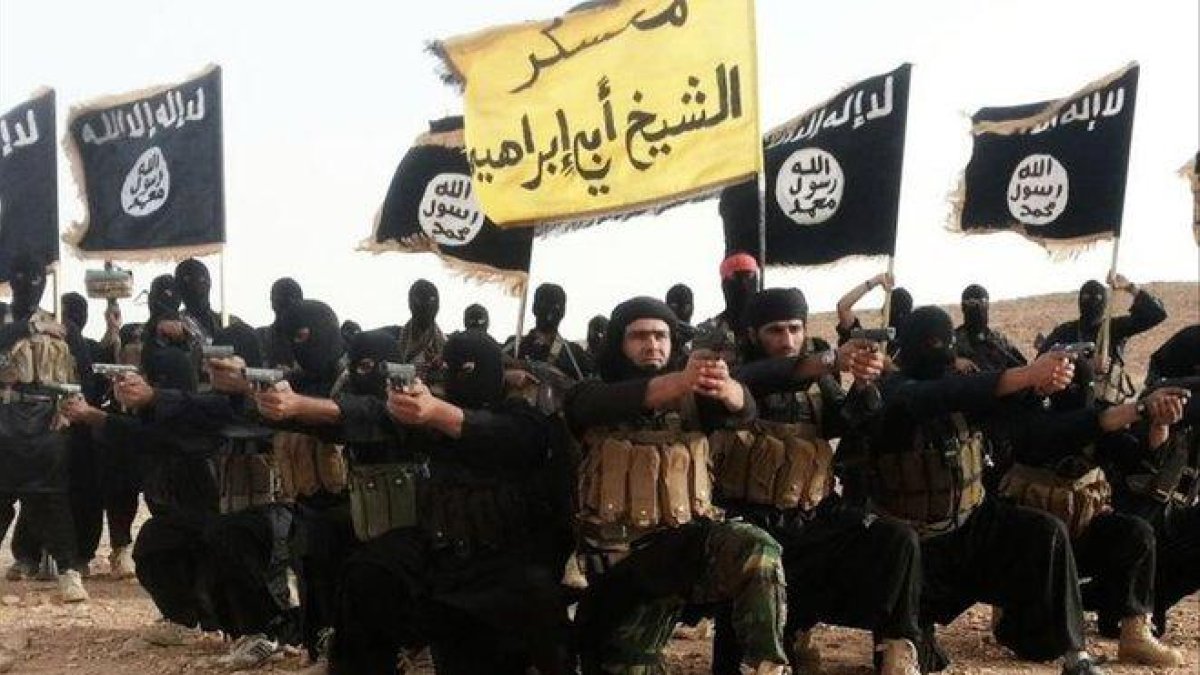 Miembros del grupo terrorista Estado Islámico. Miembros del grupo terrorista Estado Islámico.-EL PERIÓDICO