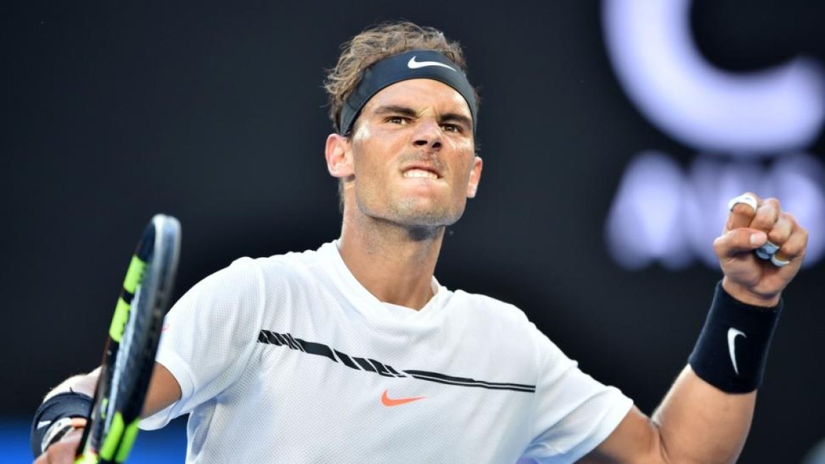 Nadal celebra un punto ganado ante Zverev.-PETER PARKS / AFP