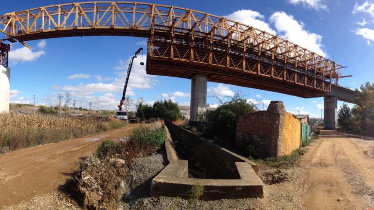 Imagen de las obras del AVE en Estépar.-ISRAEL L. MURILLO
