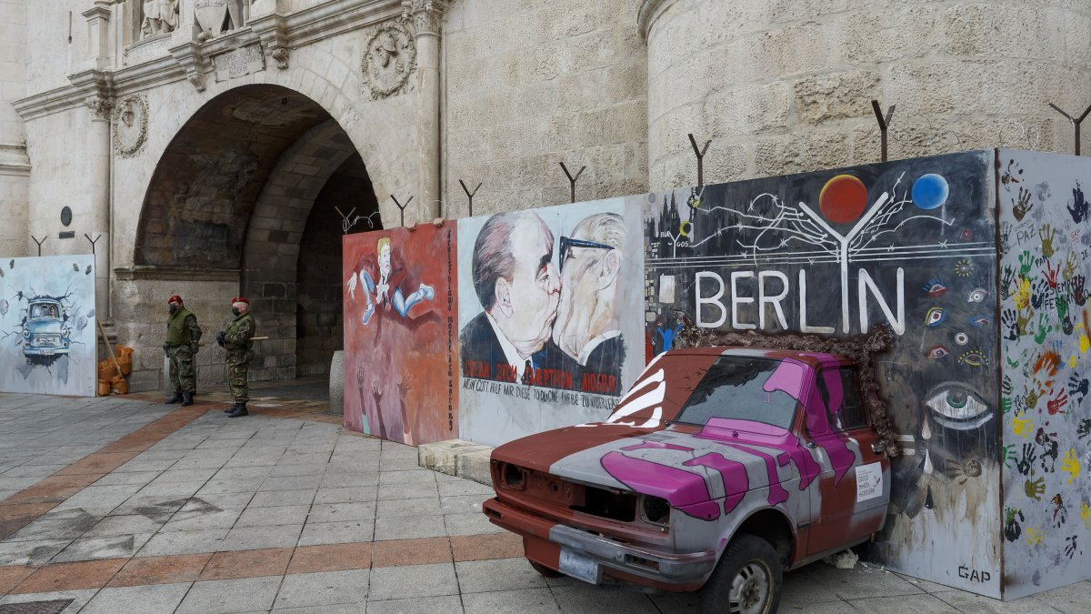 Recreación en el entorno del Arco de Santa María. SANTI OTERO