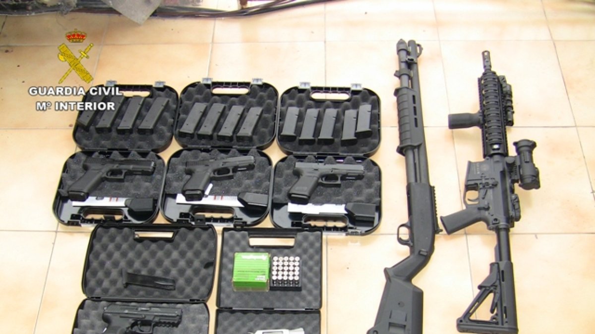 Armas incautadas en la Operación Gaviota. GUARDIA CIVIL.