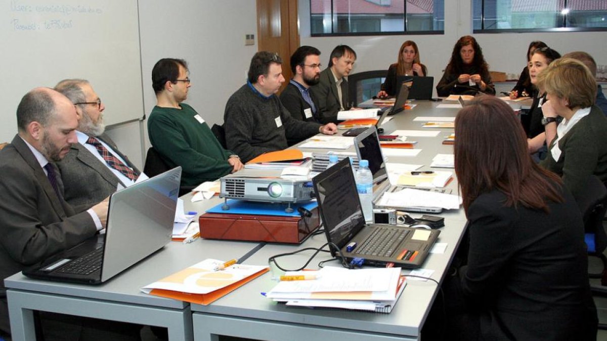 Encuentro de los 20 técnicos procedentes de España, Italia, Dinamarca, Alemania y Hungría.-ECB