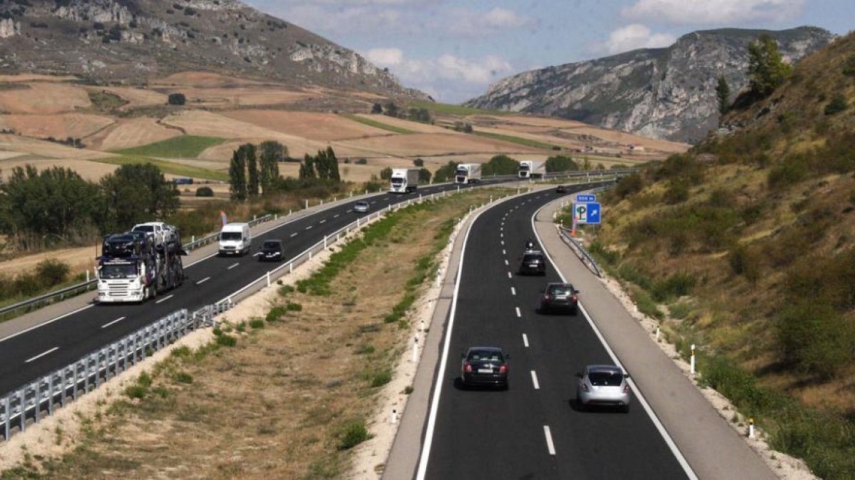 Imagen de la autopista de peaje AP-1-G. González