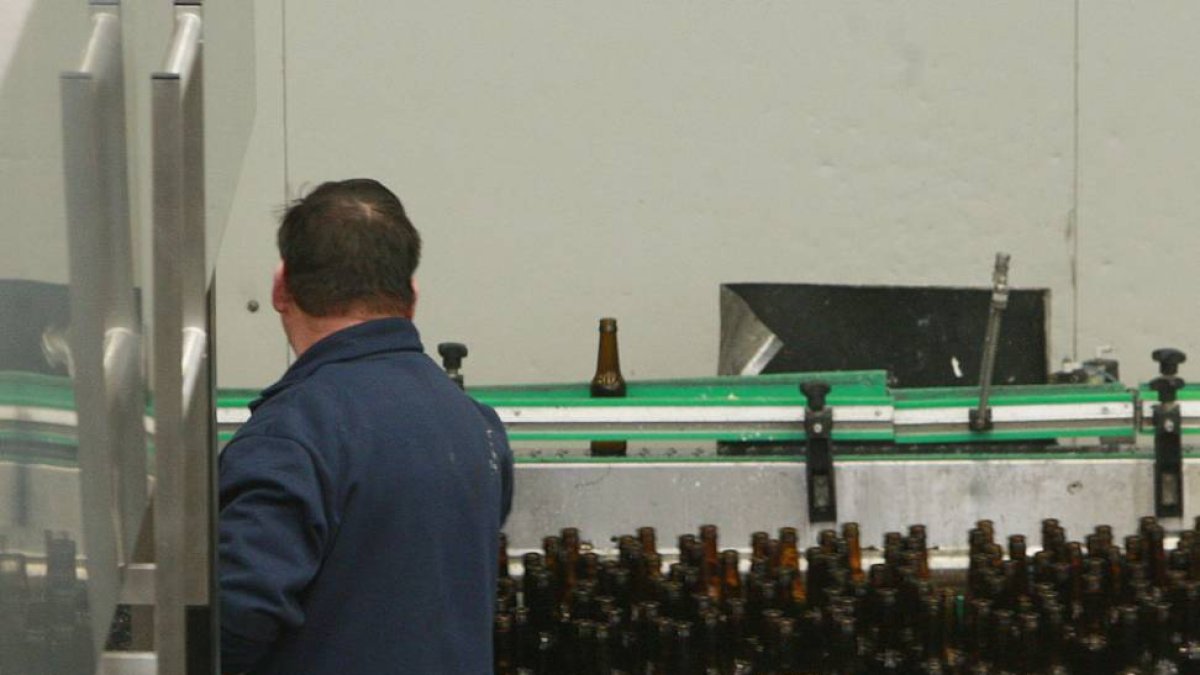Peones de industrias manufactureras son los que más contratos han generado.-RAÚL G. OCHOA