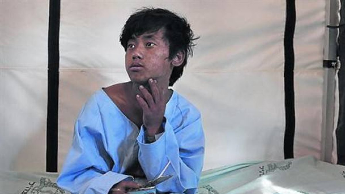 Curado 8Pemba, después de haber sido atentido en el hospital.-AP