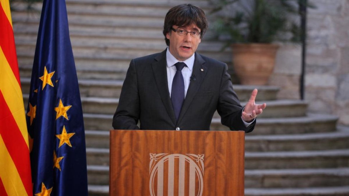 Puigdemont en su mensaje de Presidente de la Generalitat, hoy en TV3-EL PERIÓDICO