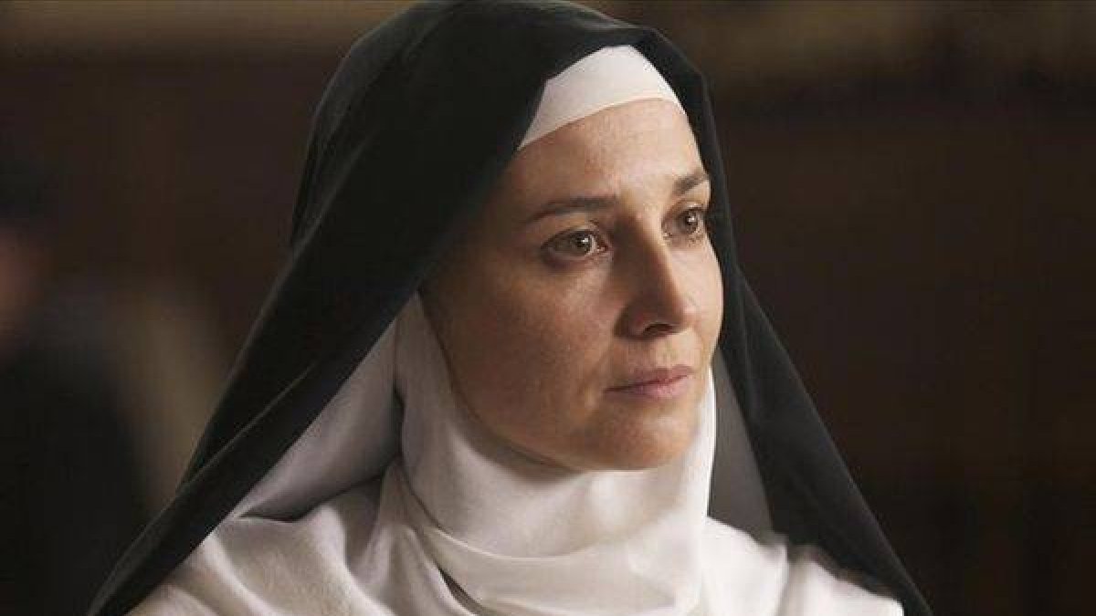 La actriz Marian Álvarez, caracterizada como Teresa de Jesús, en el telefilme 'Teresa'.-Foto: RTVE