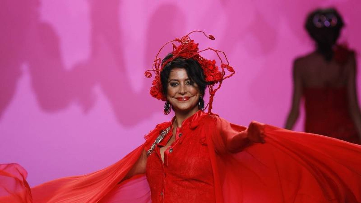 La modelo María Pineda en la Cibeles Madrid Fashion Week.-Foto: EFE/ ARCHIVO