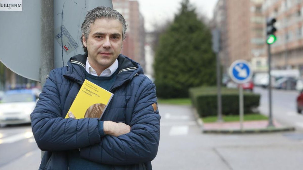 FERNANDO PÉREZ DEL RÍO-RAÚL G. OCHOA