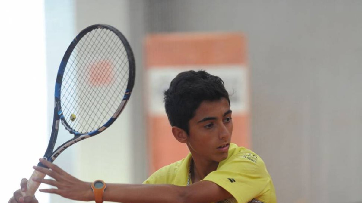 Nicolás Álvarez, durante un entrenamiento en Burgos-I. L. Murillo