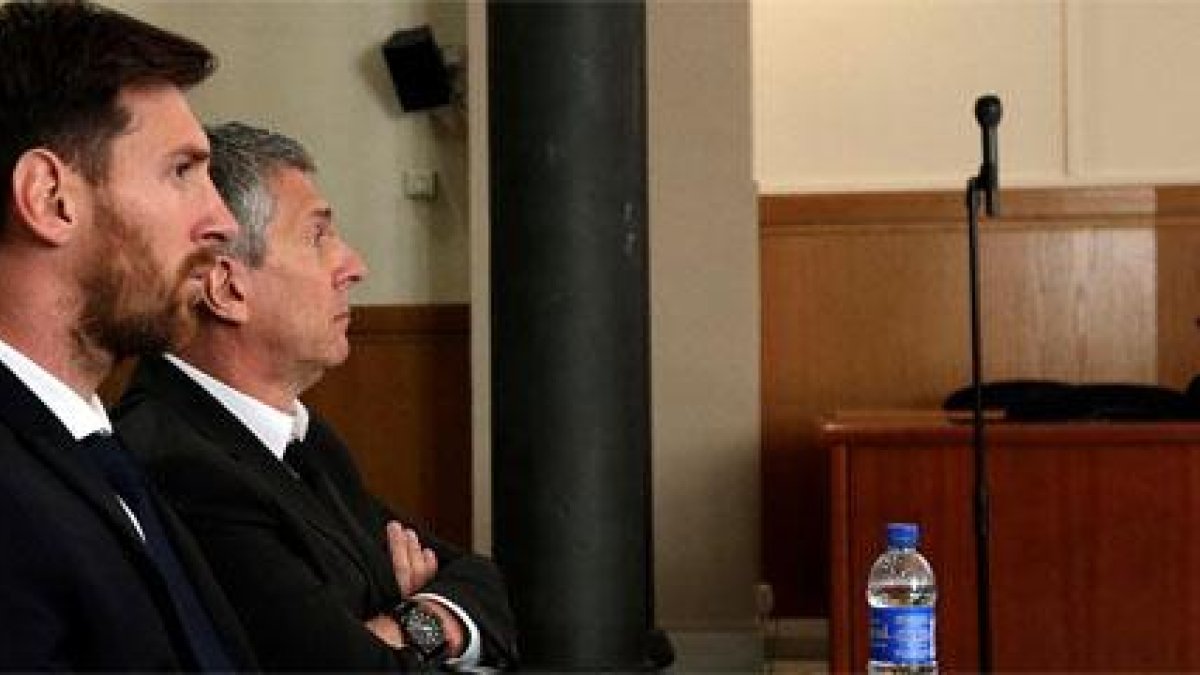 Leo Messi, en junio, a su llegada a la Audiencia de Barcelona para asistir al juicio.-RICARD CUGAT