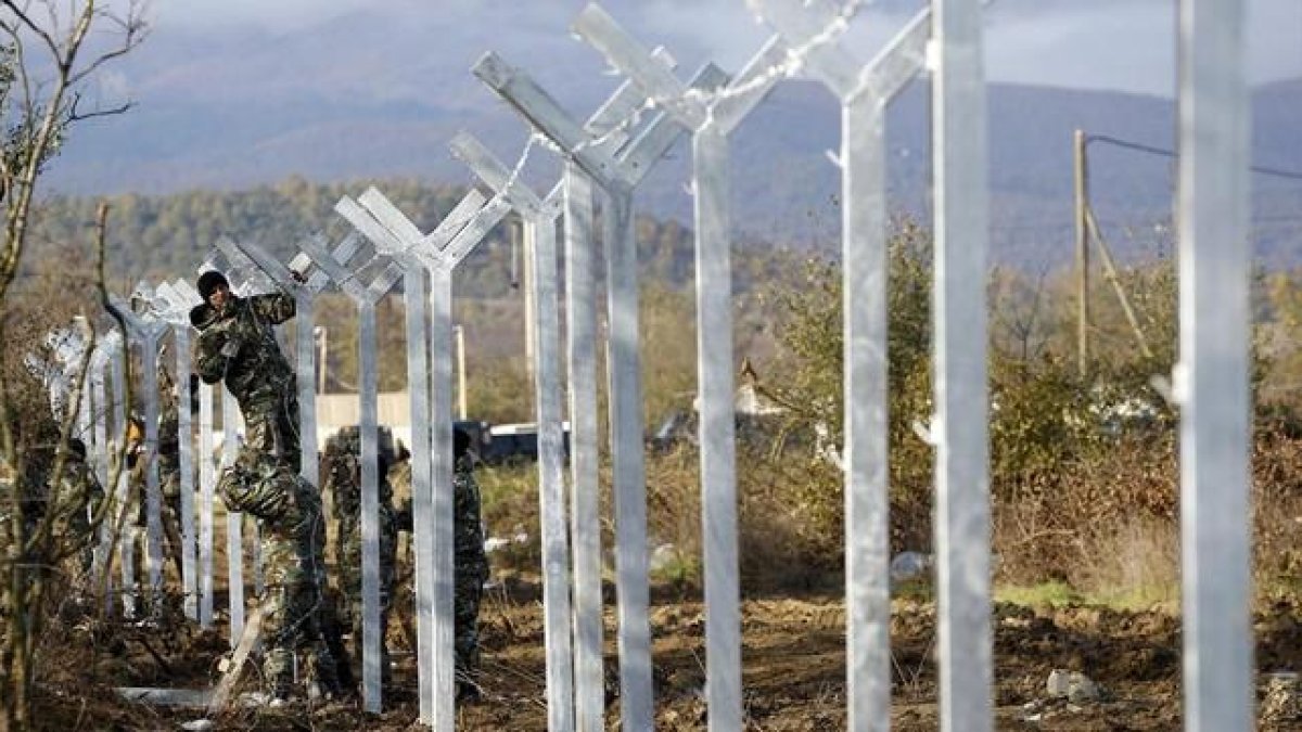 -YANNIS BEHRAKIS / REUTERS