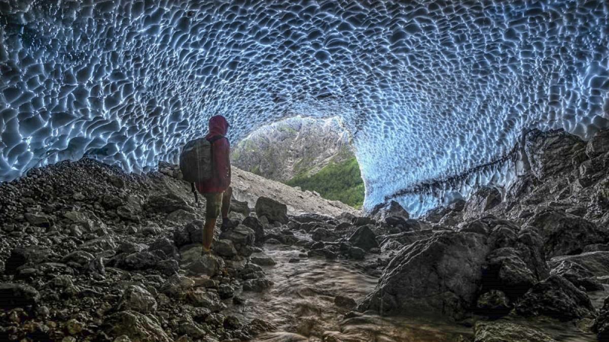 Fotografía ‘Cueva de Hielo’, de José Castrillo Gómez, ganadorda del primer premio. JOSÉ CASTRILLO GÓMEZ