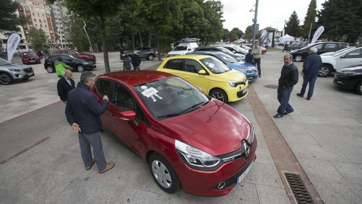 Feria de vehículos de ocasión en Burgos. ECB