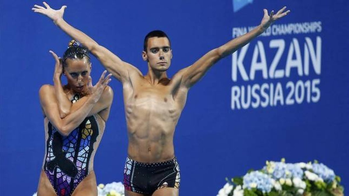 Ona Carbonell y Paula Klamburg no han podido cambiar la tendencia de la sincronizada española en Kazán y se han tenido que conformar con la quinta plaza en el dúo libre, en una final que en la que Rusia ha vuelto a subir a lo más alto del podio, por delan-Foto: MICHAEL DALDER / REUTERS