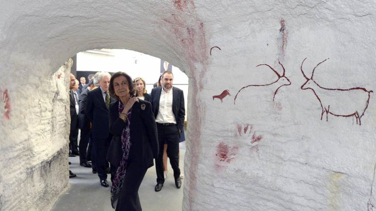 La reina Sofía visitó el Carex-ECB