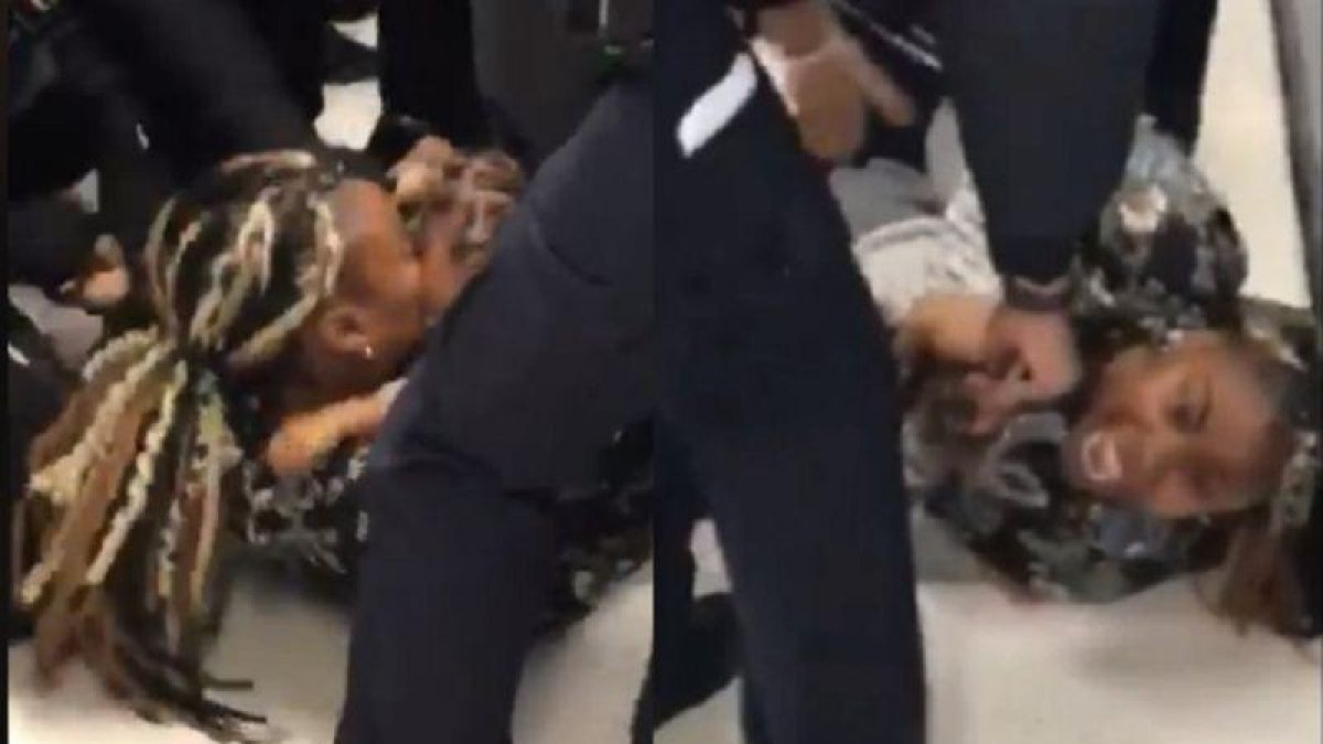 Jazmine Headley, de 23 años, fue detenida cuando se encontraba en la Oficina de Recursos Humanos del distrito de Brooklyn.-FACEBOOK